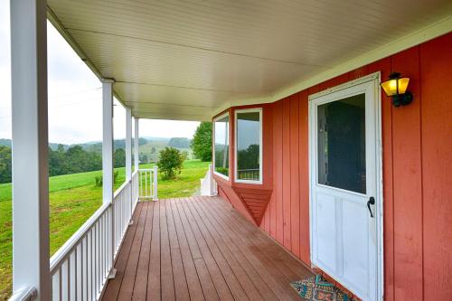 Mountain Top Country Hideaway: 48 Acres, Fire Pit! in Schuyler Lake (NY)