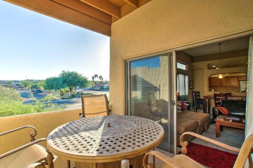 Lovely Condo with Balcony Less Than 3 Miles to Parks and Golf! in Fountain Hills