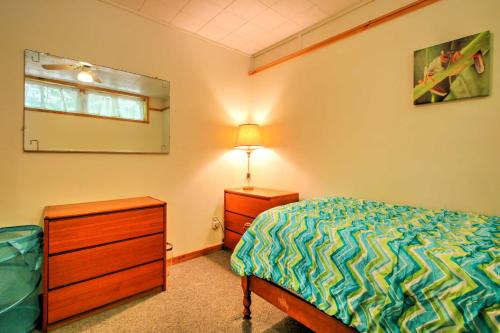 Charming Casco Cottage on Lake with Private Dock! - image 8