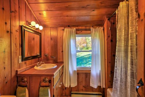 Bearpen Lodge on 125 Acres - Near Belleayre Mtn! - image 8