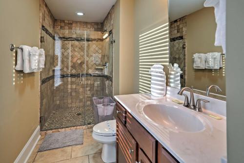 Myrtle Beach Getaway with Elevator 1 Block to Beach - image 3