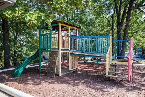 Branson Condo by Silver Dollar City and Table Rock! - image 5