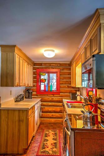 Award-Winning Log Cabin Top 5 in New England! - image 2