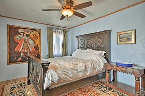 Cozy Blue Adobe with Steam Room 2 Mi from Taos! - image 2