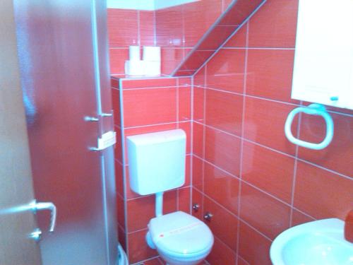 Motel Maks - image 4
