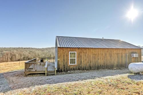 Secluded Everton Retreat with Ozark Mountain Views!