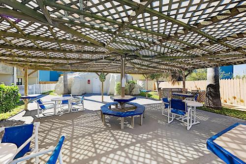 New Listing! All-Suite Condo - Pool Walk to Waves condo - image 2
