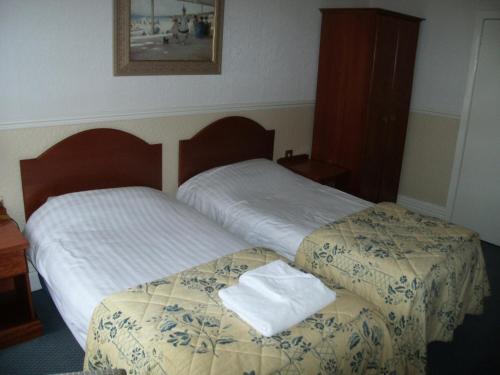 The Clarkes Hotel - image 2