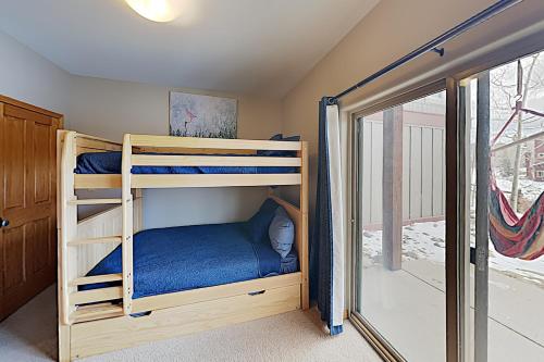 New Listing! Big Townhome with Garage & Hot Tub condo - image 2