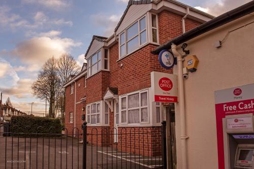 Birmingham Apartments Near BHX, NEC and City Centre, A