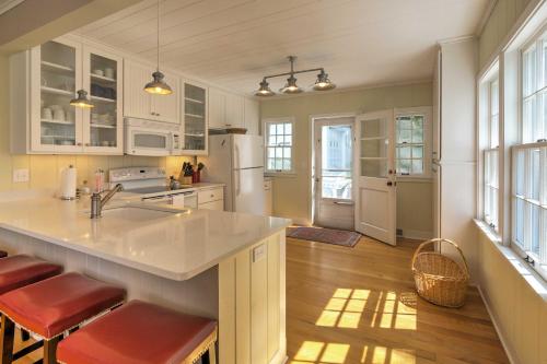 Boutique Home in Door County w/ Eagle Harbor Views in Ephraim (WI)