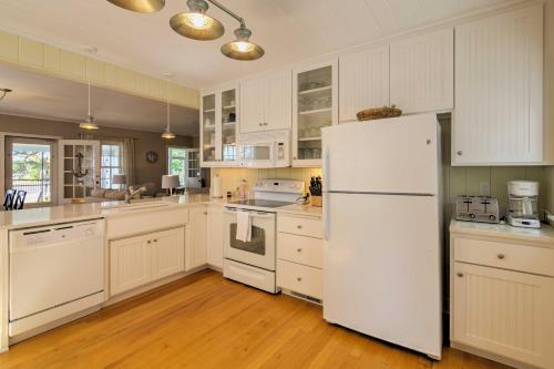 Boutique Home in Door County w/ Eagle Harbor Views in Ephraim (WI)