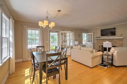 Boutique Home in Door County w/ Eagle Harbor Views in Ephraim (WI)