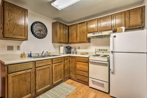 Cozy Anglers Apt - Steps to Trout Fishing River! in Columbus (Montana)