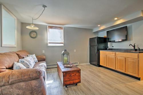 Deluxe Waterford Home with Views, Outdoor Bar and More