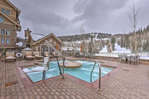 Luxe Montage Deer Valley Ski-In and Ski-Out Retreat! - Apartment - Park City