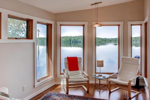 Lakefront Brainerd Cabin - Great Rice Lake Fishing