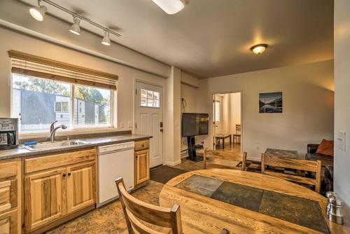 Family Retreat about 8 Mi to Downtown and Bishops Beach! - main image