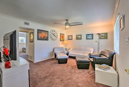 Updated Oceanside Home about 4 Mi to Beach! in Oceanside, USA