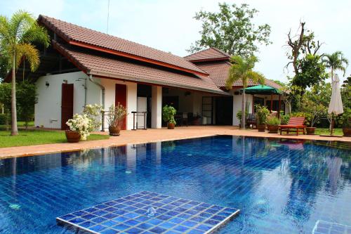 Luxury Villa near Chiang Mai Luxury Villa near Chiang Mai