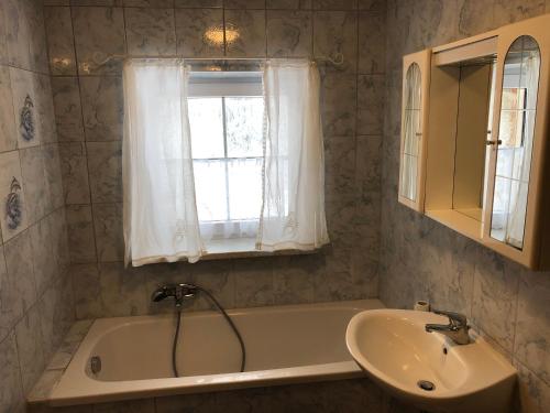 Einser Hütte GesbR - Selbstversorgerhaus für 7 Personen (Einser Hutte GesbR - Selbstversorgerhaus fur 7 Personen) in Vordernberg