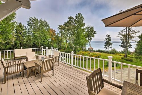 Enchanting Waterfront Sorrento Home with Deck!