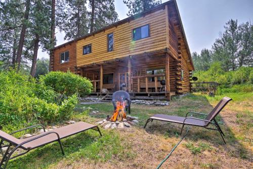 Rustic Idaho Cabin Less Than 10 Mi to Payette Lake! - New Meadows