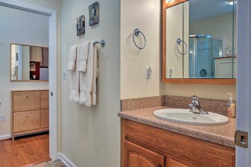 Secluded Chattahoochee Apartment with Stunning Views! - image 3