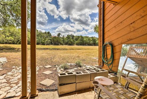 . Wimberley Retreat with Grill Less Than 2 Mi to Jacobs Well!