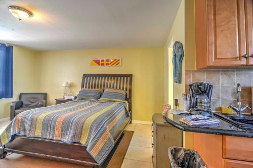 Studio with Pool Access 1 Block to Clearwater Beach! - image 3