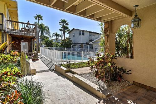 Breezy & Beachy Belleair Condo: 12 Steps to Shore! in Belleair Beach (Florida)