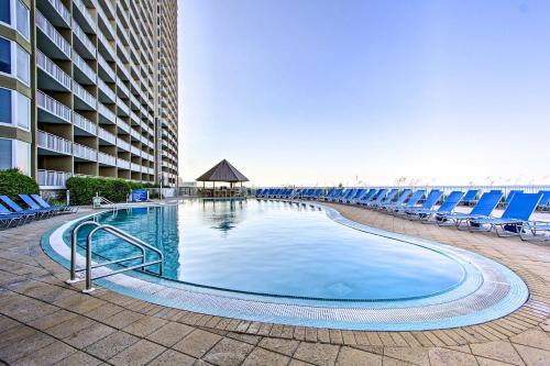 Cozy Panama City Beach Waterfront Condo with 4 Pools - image 5