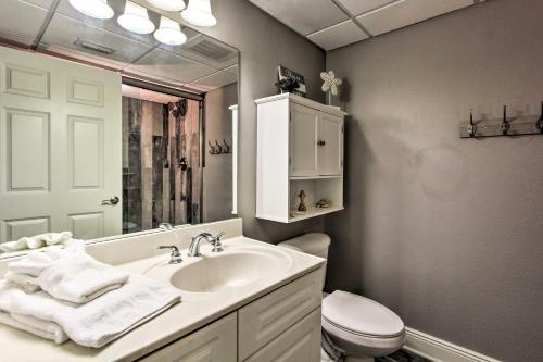 Cozy Panama City Beach Waterfront Condo with 4 Pools - image 6