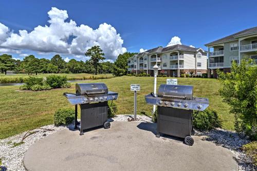 Resort Condo on Golf Course with Pool 2 Mi to Beach! - image 8