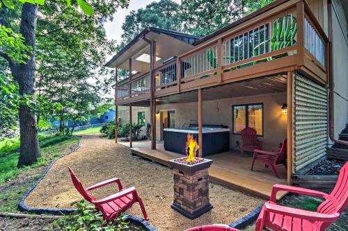 Arden Vacation Rental with Private Hot Tub and Grill!