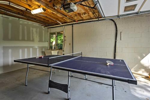 Private Home with Hot Tub 13 Miles to Dtwn Asheville - image 7