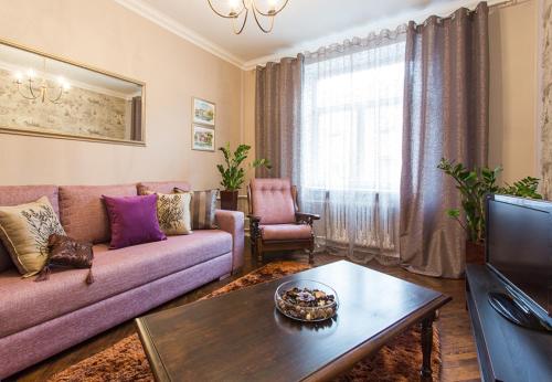 Apartments in the center on Rumyantseva 17