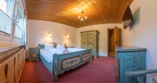 Ahorn Chalet - image 5