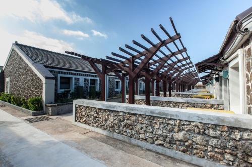 Penghu Bay Resort near Siyu