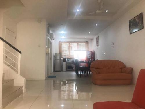 Island Hostel Bayan Lepas - 로비