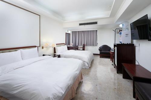 2 double beds