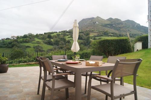 Apartamentos Rurales Peñon Blanco (Apartamentos Rurales Penon Blanco) in Penanes