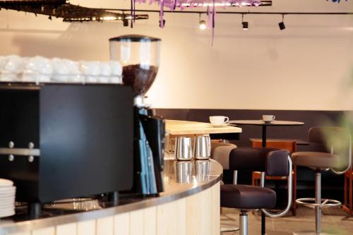 Maverick Hotel & Student Lodge - image 4