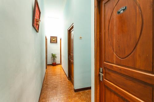 RedDoorz Syariah @ Sakinah Guesthouse in Sragen