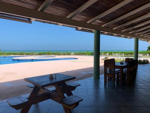 Cimarron Suites Playa Parguito in Cimarrón