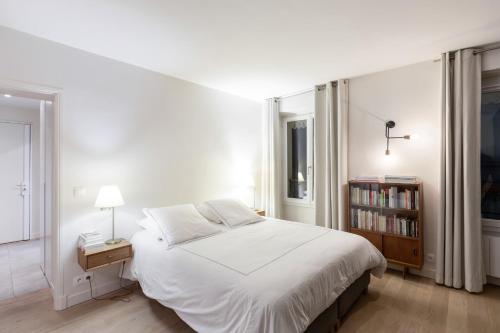 Beautiful Charming Flat between Place de la Bastille and Gare de Lyon