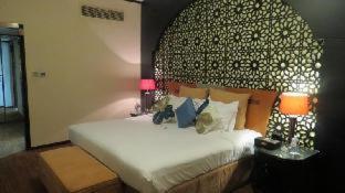 THE PARK HOTEL Formerly Al Jawhara Gardens, Dubai (photo 8)