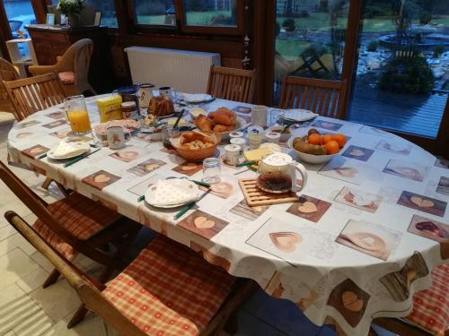 Chez MARLYSE-chambres et Table dhôtes