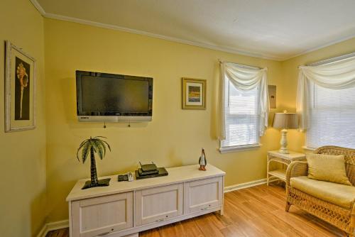Wildwood Cottage - 2 Blocks to Beach and Boardwalk! - image 9