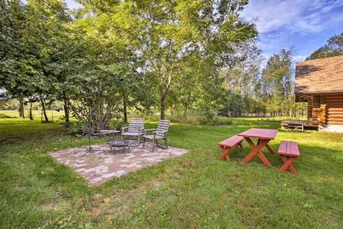 Valders Log Home near EEA Air Show and Sheboygan! Valders Log Home near EEA Air Show and Sheboygan!